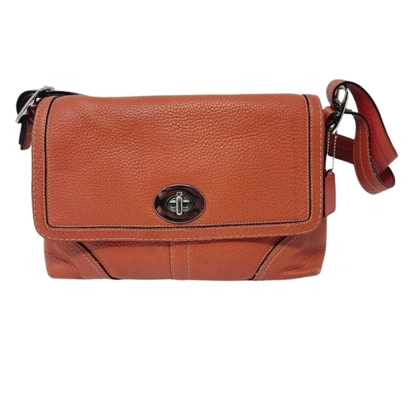 Coach | Vintage Salmon Pink Leather Pebble Top Hobo Bag (One Size) - Picture 1 of 16